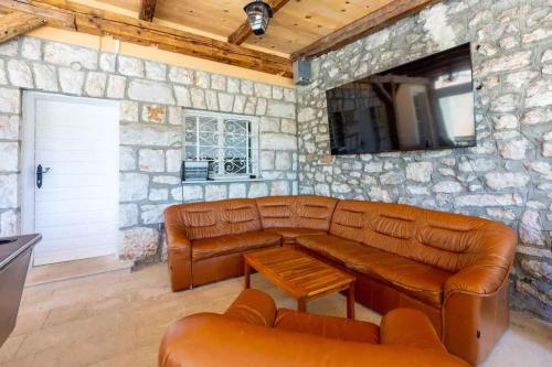 設施, Holiday home in Bribir 39113 in 巴里比