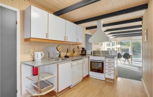 Kitchen, Three-Bedroom Holiday Home In Hemmet in Skuldbol
