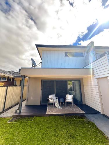 Kilátás, City & Beach Retreat in Altona North