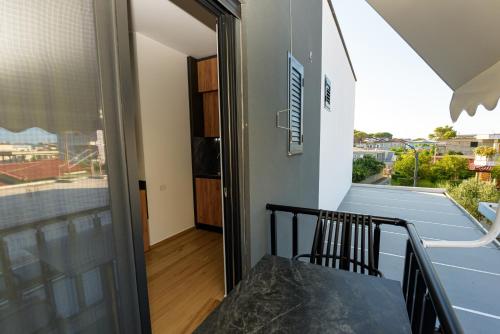 บริการและสิ่งอำนวยความสะดวก, Kevin's ApartHotel in วลอรา