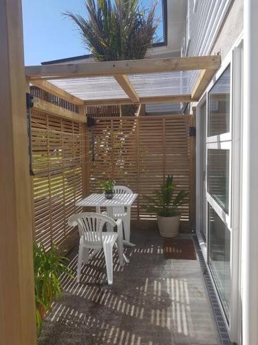 Walk in the forest and cycle to the sea in Frankleigh Park