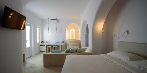 Mykonos Moussa - image 5