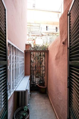 Via Giulia Lovely Nest - image 12