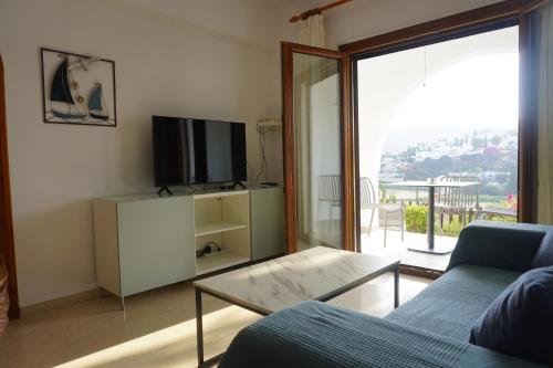 Skeleas Apartments in بيزوري