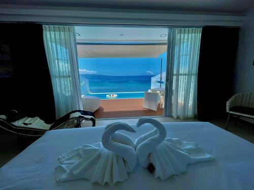 573536808 Epic Suites Bohol ADULTS ONLY