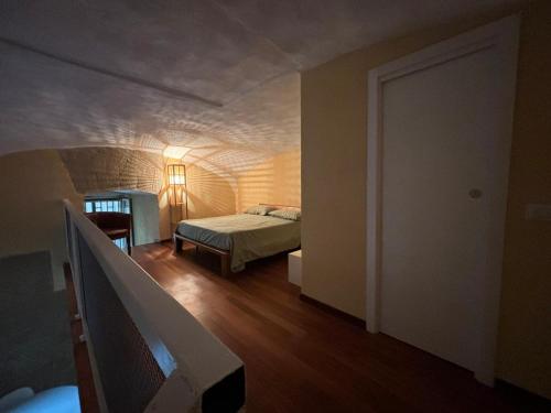 La casa nel tufo, Naples (photo 3)
