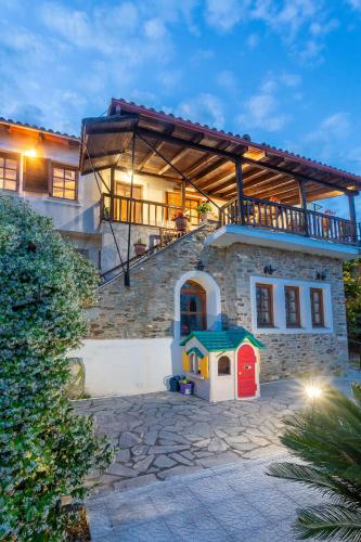 Stis Maroulas Guest House