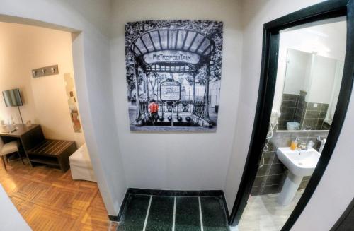 Vittoria Rooms - image 13