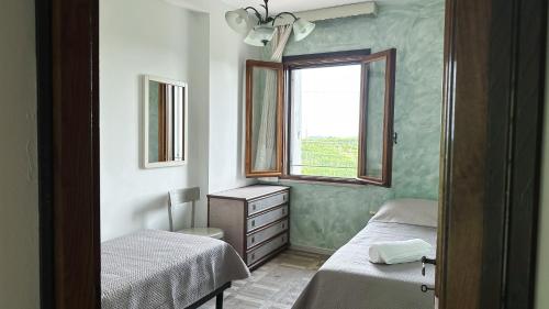 Valdobbiadene - free parking - Colline Prosecco, Valdobbiadene (Foto 11)