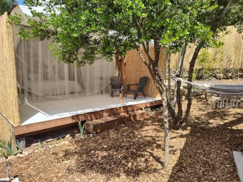 Kert, Glamping at Séraphin's (Glamping at Seraphin's) in Navacelles