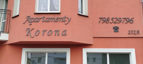 APARTHOTEL Apartamenty KORONA noclegi przy Termach Cieplickich 10proc rabatu do TERM Jelenia Góra Cieplice SELF CHECK IN