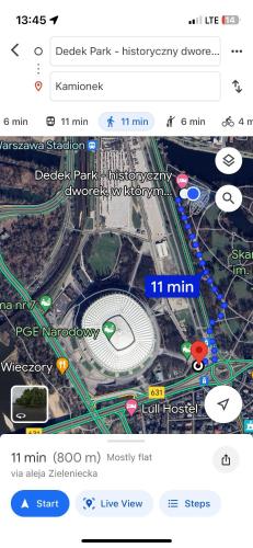 Dedek Park - historyczny dworek w pięknym Parku Skaryszewskim obok Stadionu Narodowego