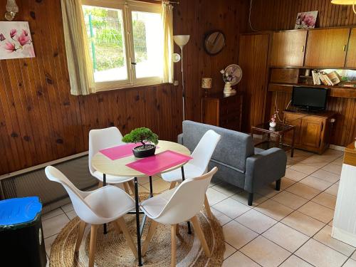 Agréable studio 2024 (Agreable studio 2024) in Laroquebrou