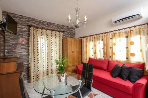 Orama Apartments - image 6