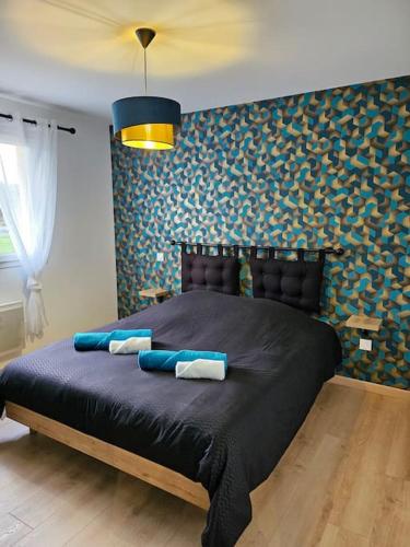 Charmante maison avec parc boisé (Charmante maison avec parc boise) in Cerans Foulletourte