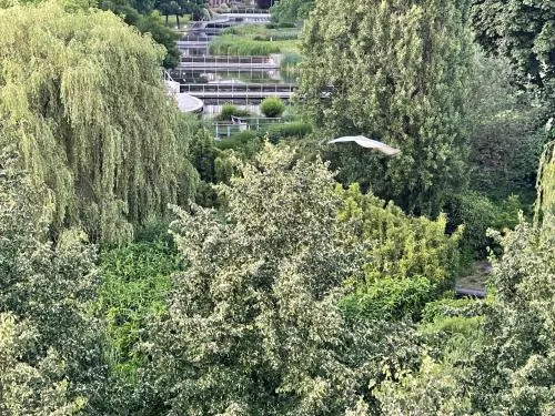 West London Lux 2 Bedroom Apartment - Free parking - Lake & Park view - Wembley Stadium 5KM photo 2