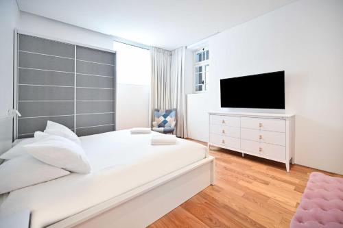 Brand New 3BR Loftsyle in Neve Tsedek by HolyGuest - image 6
