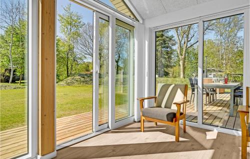 شرفة/ تراس, 6 Bedroom Nice Home In Glesborg in Glesborg
