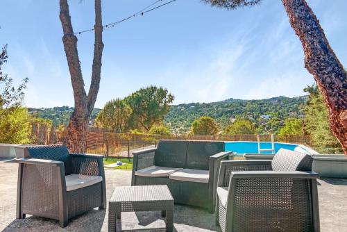 Cozy wood cabin, Casino, Pool, 25 min to Madrid Center, Madrid (foto 2)