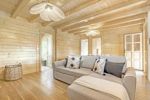 Cozy wood cabin, Casino, Pool, 25 min to Madrid Center, Madrid (foto 7)