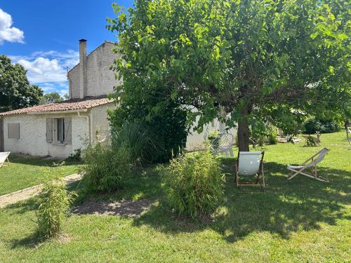 Sous les étoiles en Provence, gîte les Bambous (Sous les etoiles en Provence, gite les Bambous) in Peyruis