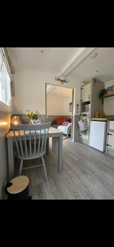 ห้องครัว, Millburn Mini Farm in คิลวินนิง