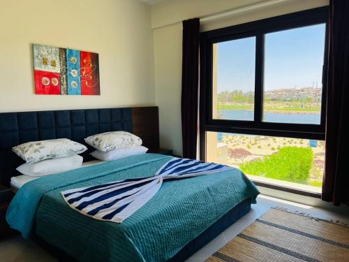 Chalet Blanca Marassi 1st row golf