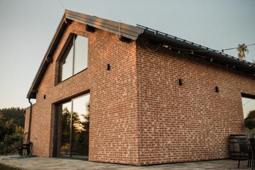 Bohdašín 17 (Bohdasin 17) in เซอร์เวนี คอสเตเลซ