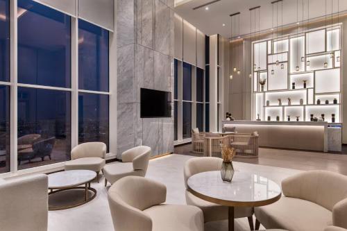 المرافق, رمادا من ويندهام الرياض طريق الملك فهد (Ramada by Wyndham Riyadh King Fahd Road) in السويدي الغربي