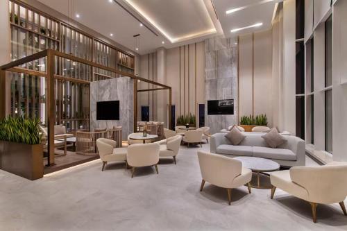 المرافق, رمادا من ويندهام الرياض طريق الملك فهد (Ramada by Wyndham Riyadh King Fahd Road) in السويدي الغربي