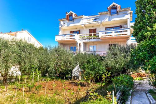 Apartments Teressa 4