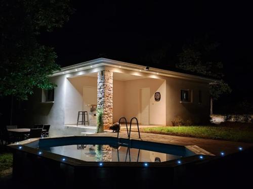 Logement entier gîte à louer Chavagnac