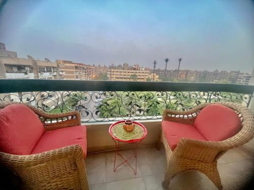 Spacious Apartment with Stunning View Close to Airport - image 9
