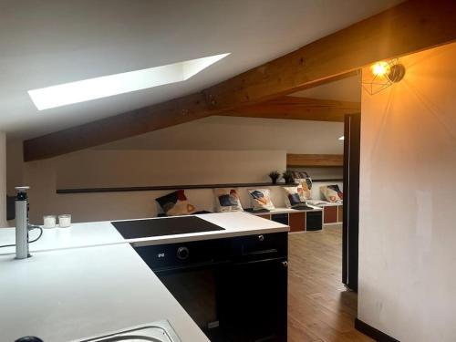 Ancien hôtel particulier loué entier (Ancien hotel particulier loue entier) in 그라스 시티 센터