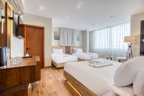 Gaia Pyramids Hotel - main image