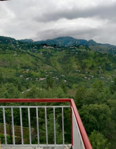 Nathiagali Cottages - image 2