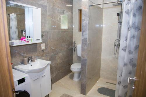 Luxury Villa G Residency - image 5