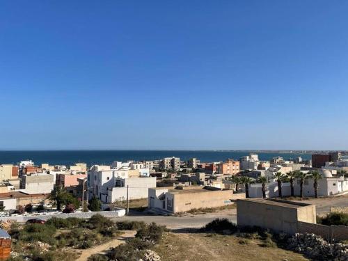 Magnifique appartement - terrasse vue mer in Salakta
