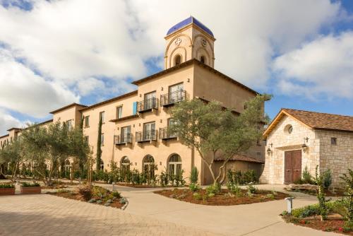 Allegretto Vineyard Resort Paso Robles