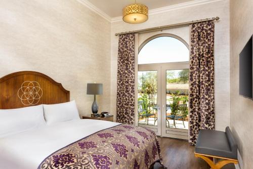 Book the One-Bedroom King Suite One-Bedroom King Suite