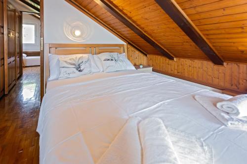 Two-Bedroom Apartment image 3
