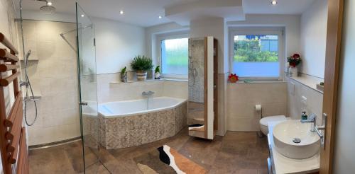 Bathroom, Zum Muntzer in Markersdorf