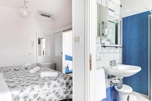 Residence Hotel Amalfi - image 10