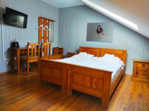 . Roleski Ranch Hotel and Restaurant