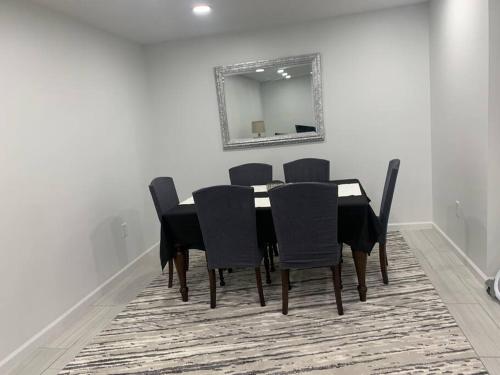 2 bedroom Apartment- Close to Hershey Park, Hollywood Casino and Downtown Harrisburg in Harrisburg, USA