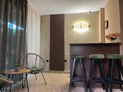 Paunovi Guest House in Primorsko