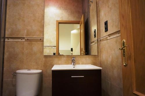Bathroom, Far Home Atocha in Madrid