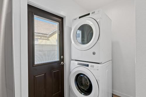 Muirfield Chic City Bungalow with Parking 1,2,3, Los Angeles (zdjęcie 8)