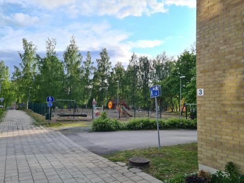 Bližnja okolica, Rauhallinen huoneisto huippusijainnilla in Varkaus