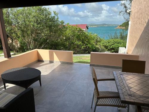Ocean breeze & views - studio in 五島村